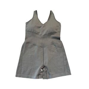 Ladies XL Seamless Short Bodysuit Taupe Fitness Workout Yoga Romper 1 Piece NWT